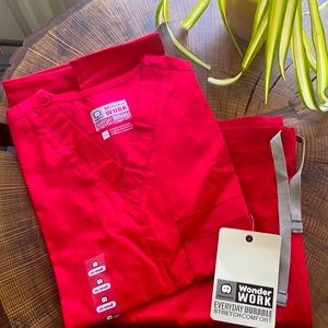Wonder Winks Vibrant WORK unisex Scrub Set XXS